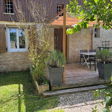 Gite " Suzon" A Peyroutas Vignonet St Emilion מראה חיצוני תמונה